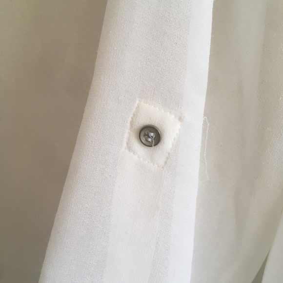 2 for 25 💥 Mango Suit Blouse in Ivory White / Flowy Loose Fit / Pleated details - Picture 4 of 7